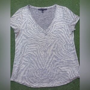 White House Black Market Shimmer Gold V-Neck Short Sleeve Top Tee